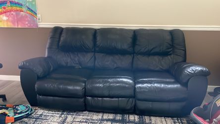 Recliner sofa
