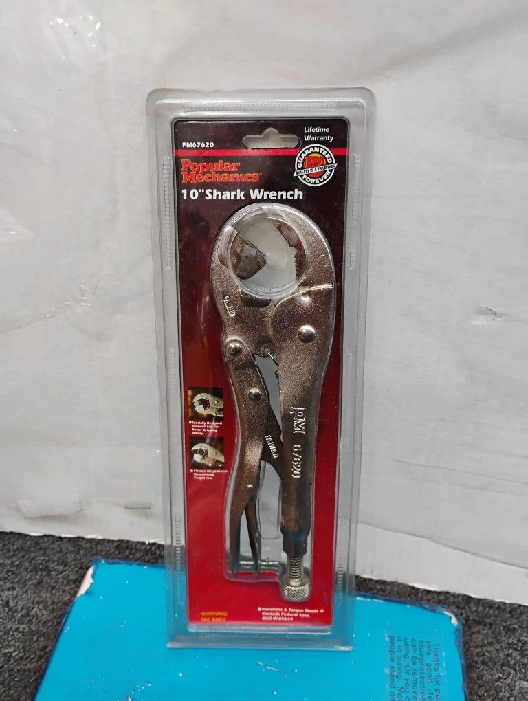 Popular Mechanics 10" Shark Wrench (PM67620)