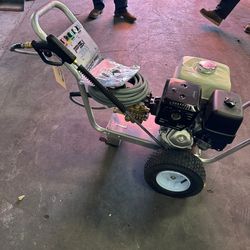 Brand New Honda Power Washer- 4,000psi