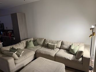 Sectional couch with ottoman