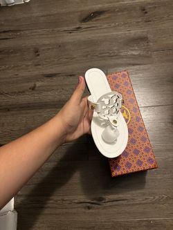 White Tory size 7