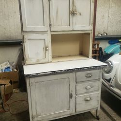 Antique Kitchen Queen 