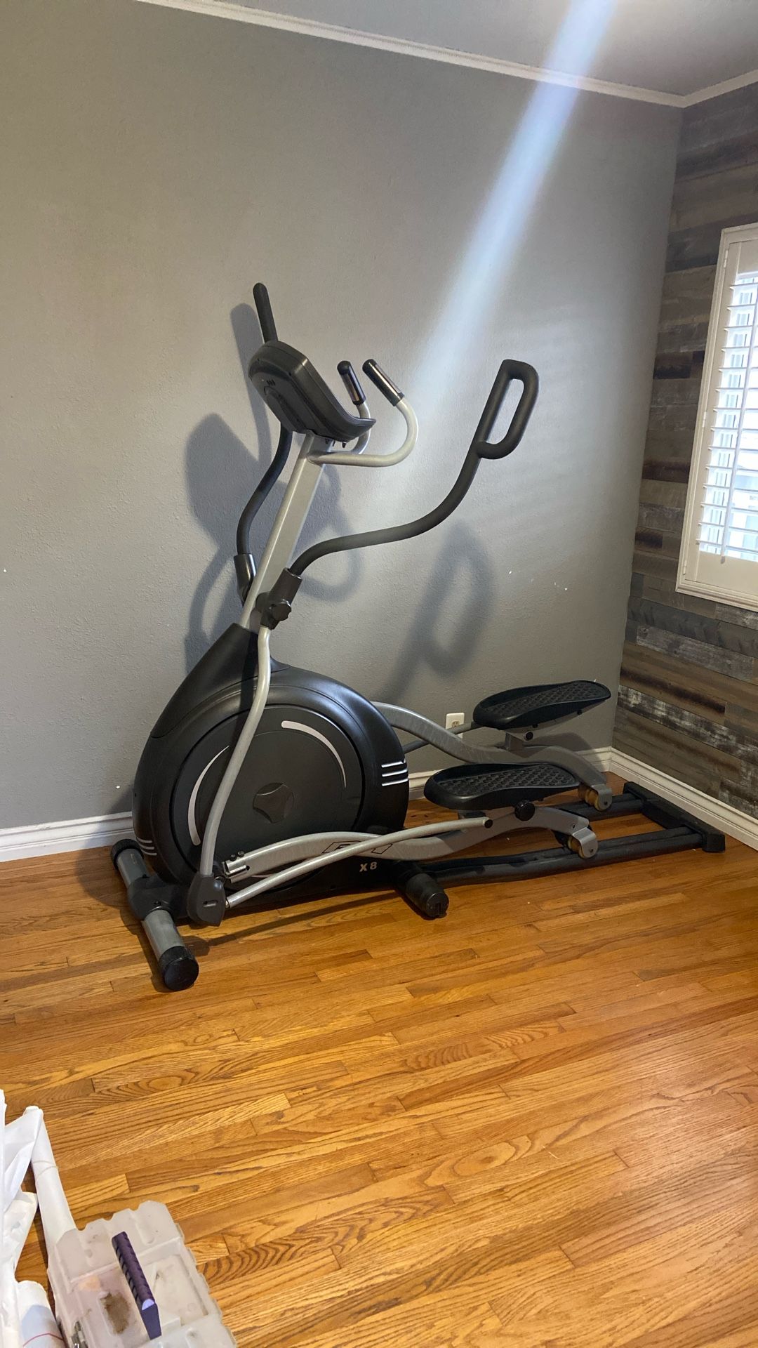 BH Fitness X8 Gym Elliptical 