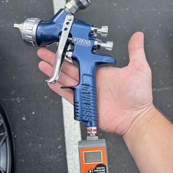 Davilbiss base coat paint gun