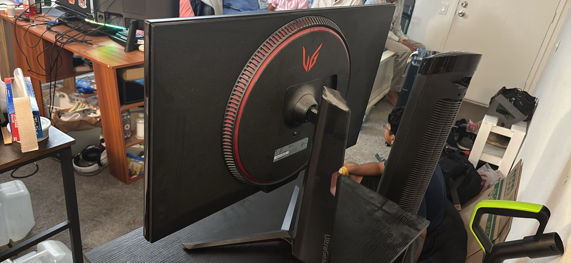 - UltraGear 27" FHD 240Hz 1ms NVIDIA G-SYNC Compatible with AMD FreeSync Premium Gaming Monitor with HDR 10 - Black