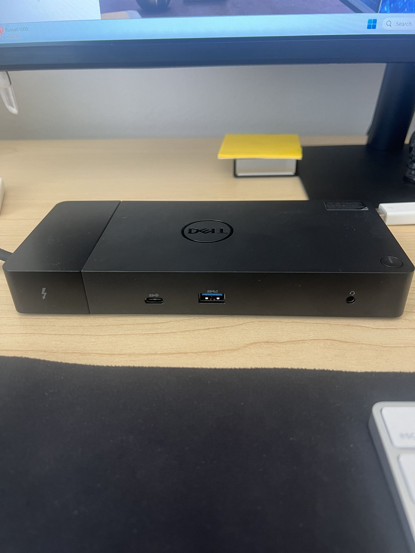 Dell Performance Dock WD19 Computers & Accessories