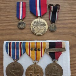 Military Medals 