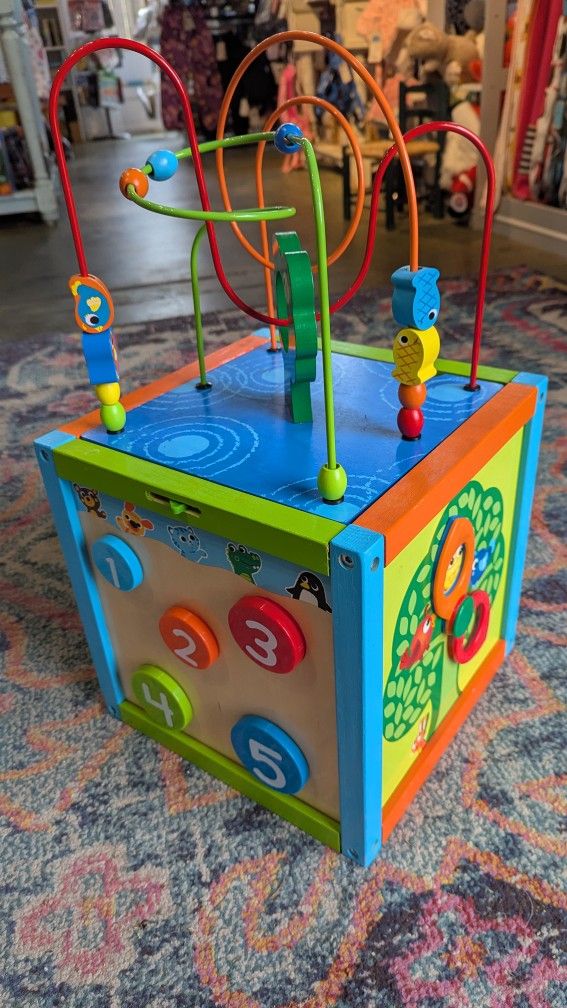 Wood Wooden Cube Activity Standing Sitting Center Bead Maze Toy 