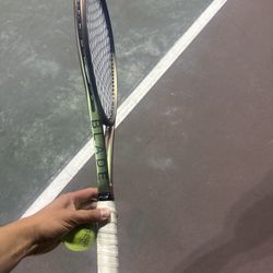 Wilson Blade 98 V8 9/10 Condition