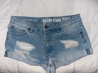 Volcom stoned rolled jean shorts size 7 28” waist