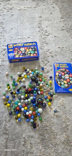 OVER 150 VINTAGE MARBLES  $30