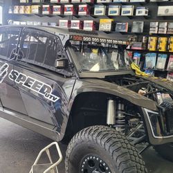 COVINA RADIO GUYS 🔊  🔊 🔊 Car Audio ✅️ Alarms ✅️ Window Tint ✅️ LED Lights ✅️ Troubleshooting ✅️ And Much More.  Sales And Installations 

SE HABLA 