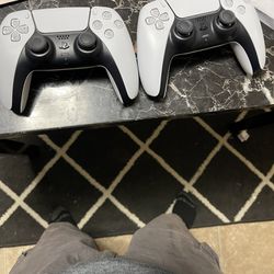 Ps5 Console Very Slightly used Black Controller Included