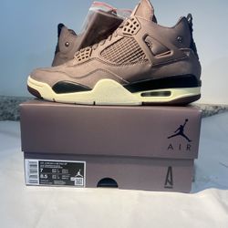 Size 7M / 8.5W Nike Air Jordan 4 Retro x A Ma Maniere Violet Ore