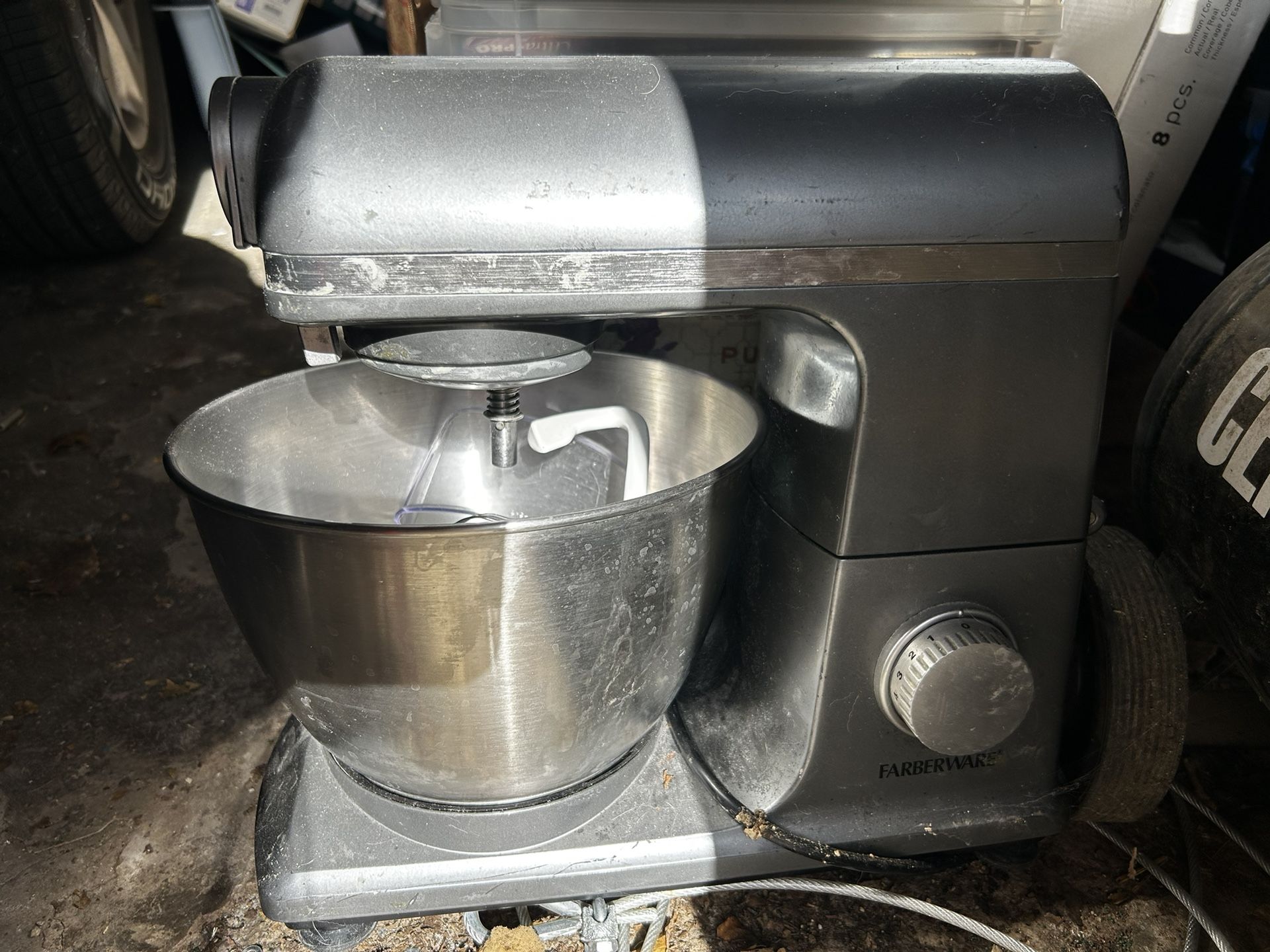 Farberware 6 Speed 4.7 Quart Gun Metal Professional Stand Mixer