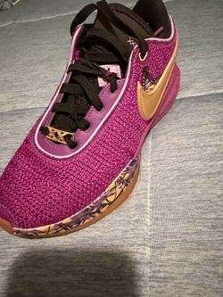 Nike LeBron XX basketball kids 4y