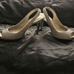 Party Outfits – Shine with Sophisticated and Stylish Looks speech enough