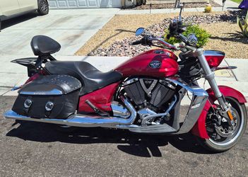 2012 Victory Crossroads LE Motorcycle