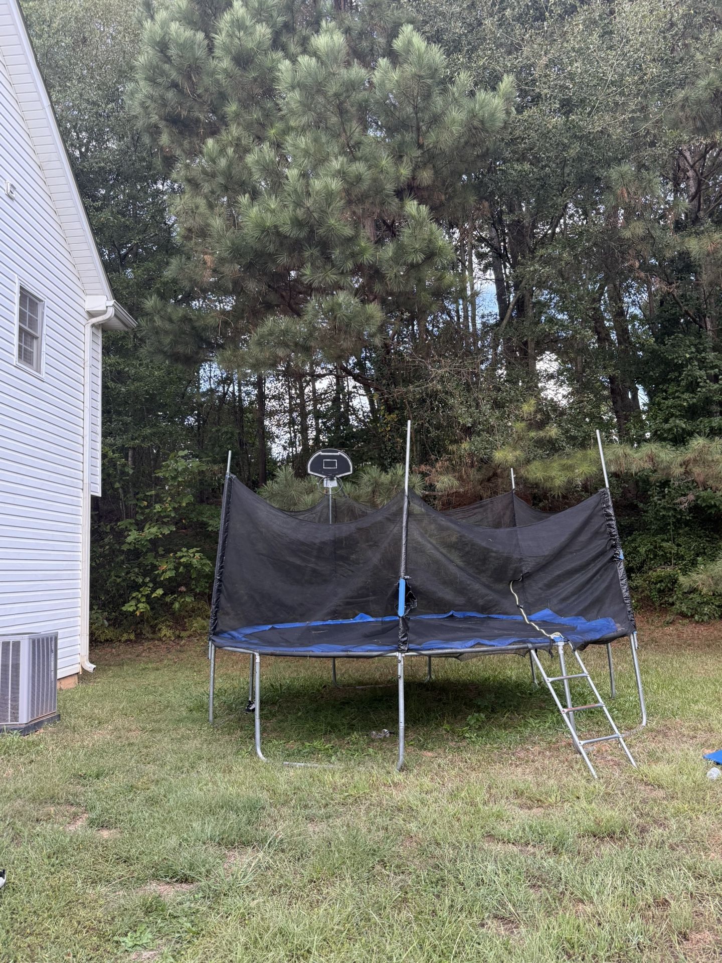 16” Trampoline