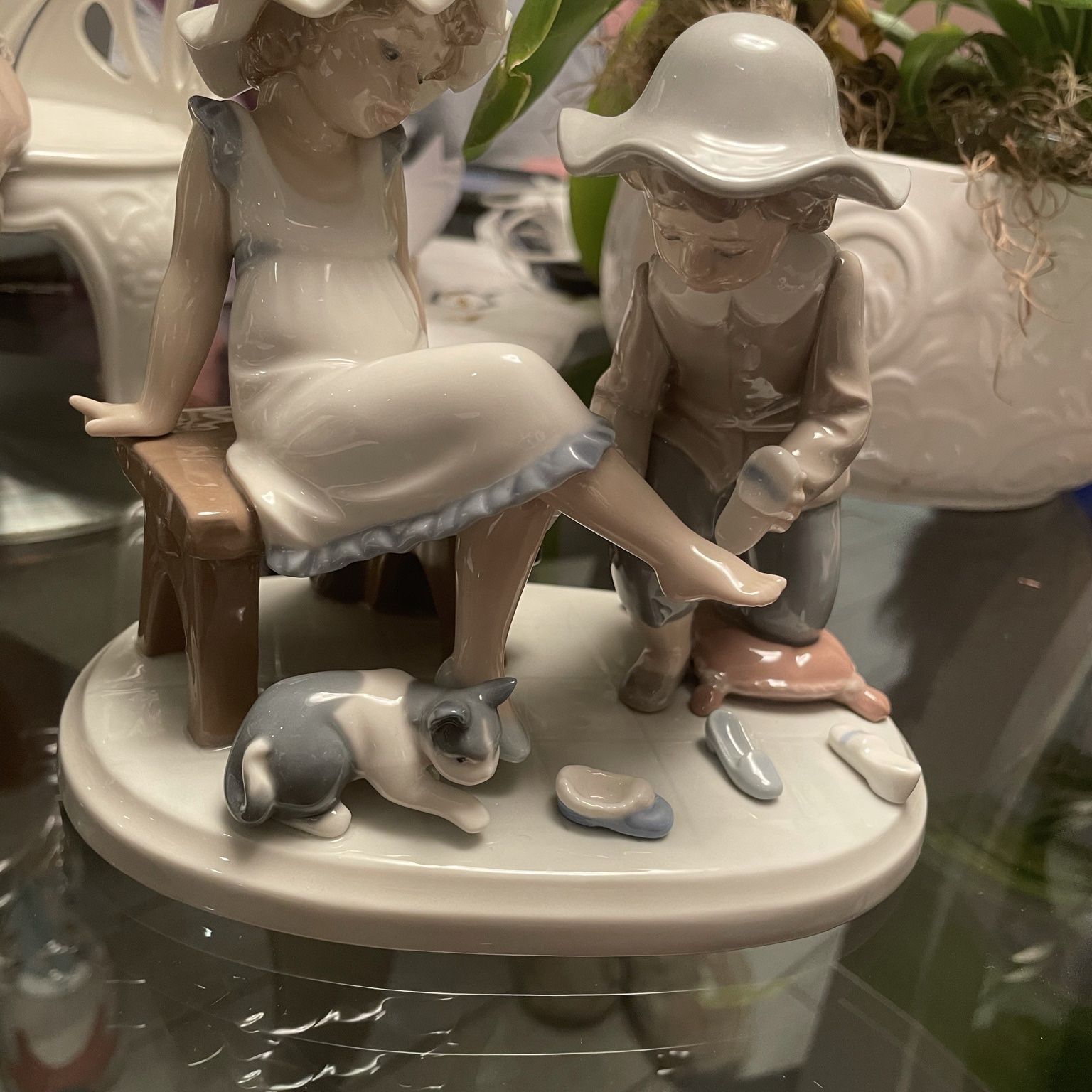 リヤドロ LLADRO 5361 TRY THIS ONE 靴屋の男の子女の子 リヤドロ