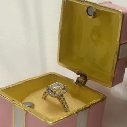 Porcelain Box Cubic Zirconia Ring