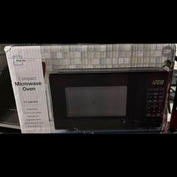Microwave Mainstays 0.7. 700 Watts