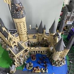 Magic Castle Light up at Night (Brand New / All in individual sealed factory packs)