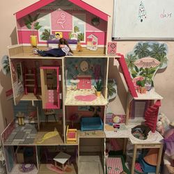 Barbie Dream House