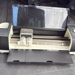 Cricut Explore Air 2  Graphic Design Machine 