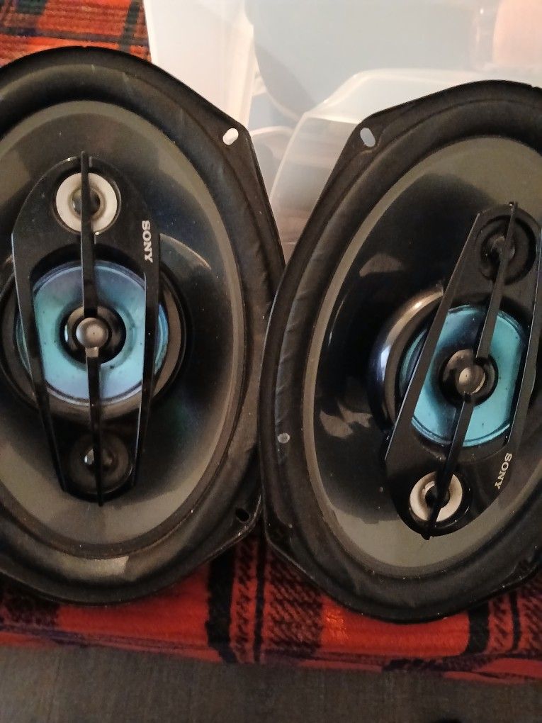 2 6 X 9 Sony Speakers