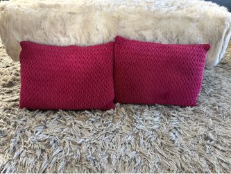 Accent pillows