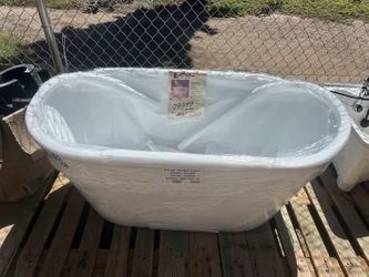 54 in. Fiberglass Whirlpool Bathtub