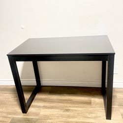 Desk / Table