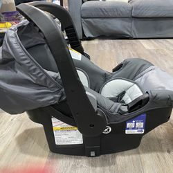 Baby Trend Car Seat And Base 