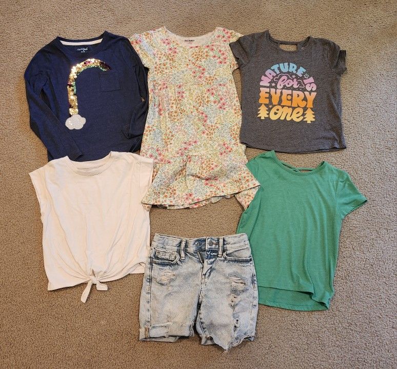 Girls Size 8 shirts and size 7 short bundle
