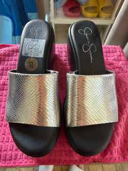JESSICA SIMPSON PLATFORM