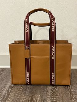 Coach Women's Large Smith Pebble Leather Tote Bag
