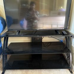43 Inch LG Tv And Tv Stand