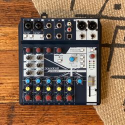 Soundcraft Audio mixer Notepad Fx8