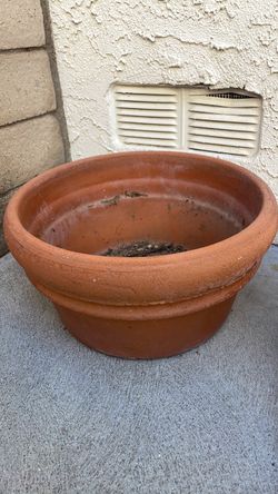 Standard clay planter