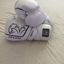 Rs1 Boxing Gloves 