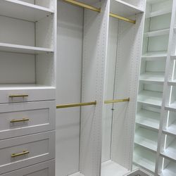 Custom Closets & Cabinets