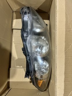2011 Used Toyota Corolla Headlights