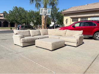 Sectional Couch - Free Delivery