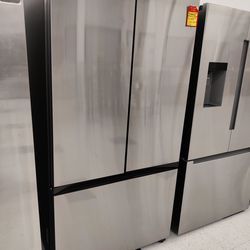 New Samsung
Bespoke 30 cu. ft. Standard Depth 3-Door French Door Smart Refrigerator in Stainless Ste