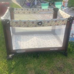 Like New Graco Pack-N-Play