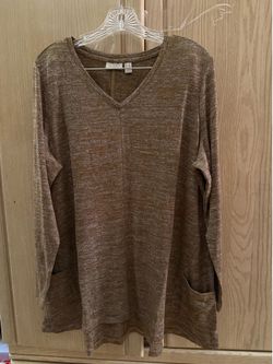New from Logo by Lori Goldstein V neck long sleeve top heather brown size XXL