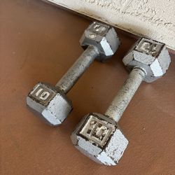One Set Of Iron 10 Pound Dumbells Dumbels