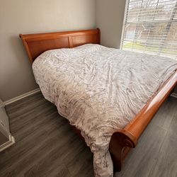 King Bedroom Set “GREAT BUY”