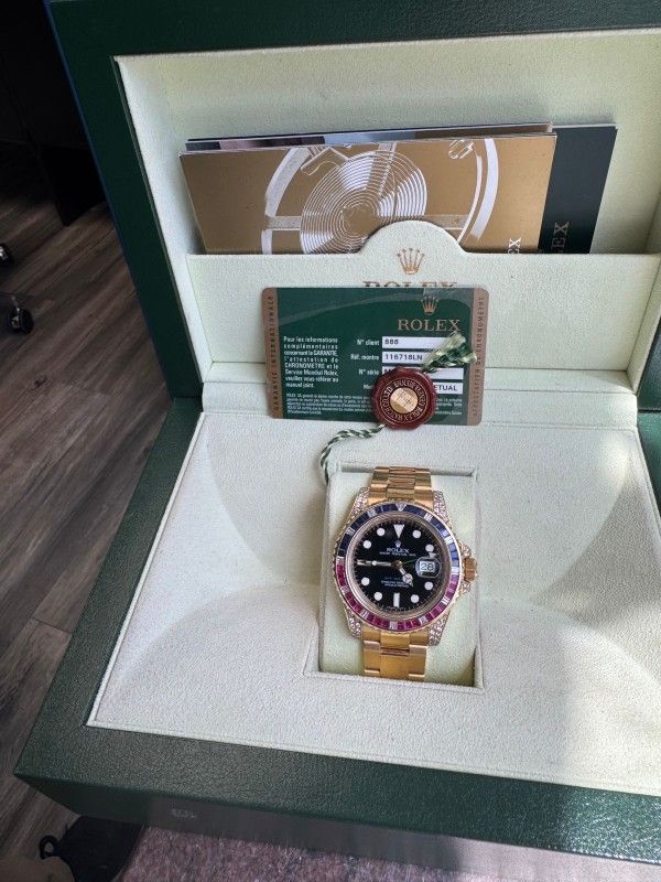 Rolex GMT master II 116718 18k *AM Saru setup* Full Set (Price Discounted From Original)